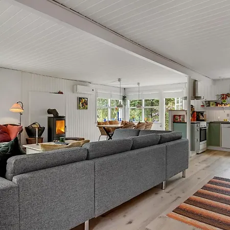 Holiday home Stunning In With Wifi *