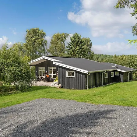 Holiday home Stunning In With Wifi *