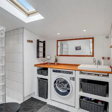 3 Bedroom Amazing Home In Ebeltoft *