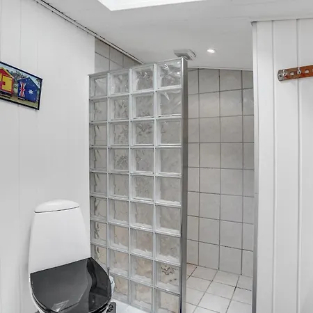 3 Bedroom Amazing Home In Ebeltoft 度假居